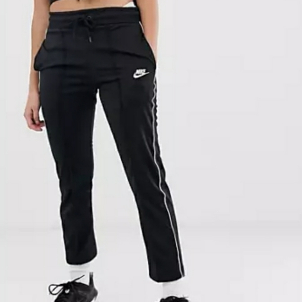 âť—SOLDâť—Nike | Heritage Black Track Pants - Picture 1 of 14
